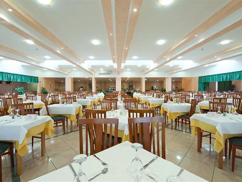 Maslinica Hedera Hotel Rabac 4*,